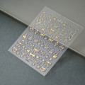 Miniatyrbild 4 av 4: Guldpräglade nagelstickers med rosett, handmålade nagelstickers utan nagel, präglad frans, utsökt enfärgad