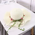 Miniatyrbild 2 av 4: Dam Blommig Fällbar Floppy Bred Brätte Halm Solhatt Sommarhatt UPF 50+ Solskydd Hatt Strandmössa för Strandsemester White