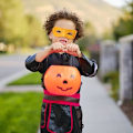 Miniatyrbild 4 av 5: 2-pack Halloween-kostym ögonmasker Maskeradmasker Cosplay-festkläder Tillbehör (Gul)