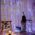 Miniatyrbild 2 av 5: LED-gardinlampor, fönstergardin ljusslinga 3mx3m 300leds USB-drivna 8 lägen istapp LED-ljusslinga med fjärrkontroll och timer (flerfärgad)