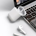 Pikkukuva 2 / 5: Airpod 2. sukupolven langattomat nappikuulokkeet, vedenpitävät Bluetooth-yhteensopivat kuulokkeet mikrofonilla