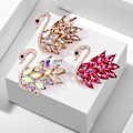 Miniatyrbild 3 av 8: Legering Crystal Swan Brosch Crystal Djurbroscher Kostymkrage P A1