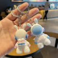 Pikkukuva 4 / 8: Space Astronaut avaimenperä sarjakuva riipus PVC avaimenperä Bunny B Blue