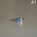 Pikkukuva 1 / 5: Luminous Love Heart Ring Glow In Dark Fashion Säädettävä pari A1