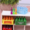 Pikkukuva 5 / 5: 1 setti 1:12 nukkekodin miniatyyri soodapullo ja säilytyslaatikko L Orange