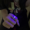 Pikkukuva 3 / 5: Luminous Love Heart Ring Glow In Dark Fashion Säädettävä pari A4