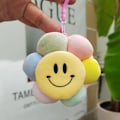 Miniatyrbilde 2 av 8: 1PC Solsikke smilefjes null lommebok anheng nøkkel bag mini hode B