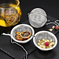 Miniatyrbillede 3 af 8: Rustfri Tea Infuser Sphere Locking Spice Tea Ball Strainer Me M