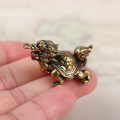 Miniatyrbilde 5 av 8: Retro Messing Mythical Beast Dragon Head Turtle Body Figurines Mi