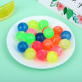 Pikkukuva 3 / 8: 20 kpl Kumipilvi Pomppupallot Lelu Hyppypallot Mini Neon Swi