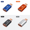 Pikkukuva 4 / 8: OTG-sovitin iOS-uros-tyypin c naarasliittimelle 20 W Fast PD Silver