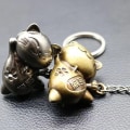 Pikkukuva 4 / 8: Creative Vintage e Luck Cat Riipus avaimenperä, riippuva reppu A1