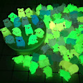 Miniatyrbilde 5 av 8: 1/5 stk Mini Luminous Piggy Decor Car Dashboard Hjemmepynt D 1pc