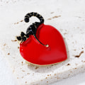 Miniatyrbild 4 av 7: Mode Love Heart Lazy Cat Emalj Brosch Pin For Women Lapel J