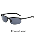 Pikkukuva 1 / 8: Polarisoidut aurinkolasit Miesten Photochromism Square Sun Glasses Out D