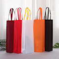 Miniatyrbilde 4 av 8: 1 stk vinflaske gaveposer i non-woven stoff med håndtak for bryllup WineRedDouble
