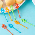 Pikkukuva 3 / 5: Bento kasvisastiat ja mini toddler hedelmähaarukat N4
