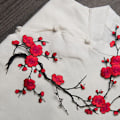 Miniatyrbilde 6 av 8: Vakker brodert plommeblomst blomsterlapp strykejern/sy på app Red