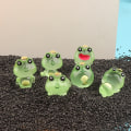 Pikkukuva 4 / 8: Värikäs Luminous Frog Craft Resin Ornament Desktop Miniature O A