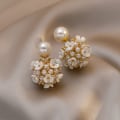 Miniatyrbilde 3 av 5: Mote Shell Pearl Ball Form stud øredobber for kvinner bryllup