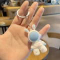 Pikkukuva 1 / 8: Space Astronaut avaimenperä sarjakuva riipus PVC avaimenperä Bunny B Blue