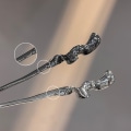 Pikkukuva 5 / 8: Yksinkertaiset metalliset hiusneulat, geometriset epäsäännölliset kierretyt tikut 2