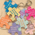 Miniatyrbilde 2 av 8: You Are My Missing Piece Alphabet Pendant Puzzle Keychain Key R Purple
