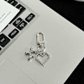 Miniatyrbild 1 av 8: Y2K Silver Färg Metall Fjäril Nyckelring Sweet Cool Cherry Key A4