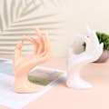 Miniatyrbilde 5 av 5: Nyhet OK formet Stand Hand Display Holder For Ring Armbånd N White