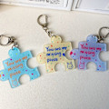 Miniatyrbillede 4 af 8: You Are My Missing Piece Alfabet Pendant Puslespil nøglering Nøgle R Yellow