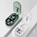 Miniatyrbillede 6 af 8: 2 I 1 Piller Medicin Knuser Kværn Kværn Splitter Mini Gray