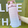 Pikkukuva 4 / 4: 2L Vedenpullo oljella ja aikamerkinnällä, vaaleanpunainen pink