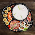 Miniatyrbild 4 av 5: Elektrisk Grill och Hot Pot 2-i-1 Portabel Köksapparat Rund Multifunktionell Koreansk BBQ för Familj Inomhus Picknick Camping Utomhus 34cm