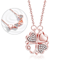 Miniatyrbillede 1 af 5: Et for to hjerteformede halskæder med firkløver Rose gold