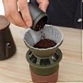 Miniatyrbild 4 av 5: Vikbar kaffefilterhållare i silikon Återanvändbar med hållare Kaffefilterkopp Utrymmesbesparande Vikbar kaffetraktare Utomhus, B