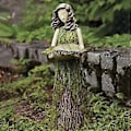 Miniatyrbillede 2 af 5: Eventyrpige Fuglefoderbræt Havestatue Ornament Harpiks Håndværk Udendørs Havestatue