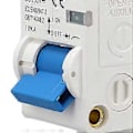 Miniatyrbillede 2 af 4: 1P DC Strømafbryder 100A 35mm DIN-skinne Installation Solcelle PV Kortslutning Overbelastningsbeskyttelse Switch DC250V