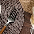 Miniatyrbilde 3 av 4: Set med 6 runde flettede plassmatter for spisebord Sklisikre vaskbare vevde plassmatter 15 tommer (Brun)