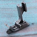 Miniatyrbillede 4 af 5: Industriel Symaskine Hængslet Trykfod Med Højre Guide Sp-18 Størrelse 1