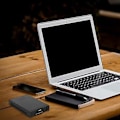 Miniatyrbild 3 av 5: He-2005 Dubbel 2.5 Tum Sata Hdd Intern Kapsling Drive Case Intern Mobil Rack Med Led In