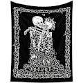 Miniatyrbild 2 av 5: Skalle Väggbonad Kyssande Älskare Gobeläng Vägg Hängande Svart Tarot Gobeläng Skelettfilt Tyg Dekoration för Sovrum Vardagsrum 73