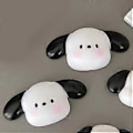 Pikkukuva 5 / 5: Sarjakuva 3D Koirakoriste - Suuret Korvat DIY Lisävaruste Puhelinkuorille ja Laukkuille