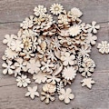 Miniatyrbilde 5 av 5: 100 stk. Treskiver Blomsterform Ubehandlede Treutskjæringer Håndverk DIY Dekorasjon