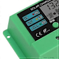 Miniatyrbillede 2 af 4: Solar Charge Controller PWM Panel Regulator Justerbar LCD-skærm 12V 24V Grøn Skal 10A