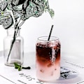 Miniatyrbillede 2 af 5: 4 Pak Drikkeglas i Form af Ølboks - Modeglas til Vand, Mælk, Øl, Shake, Dessert, Cola, 4 stk.