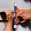 Miniatyrbild 1 av 5: Matarbordsstyrningar för Bordssåg 1st Multifunktionell Lagervalsmatare Bordssåg Lagervals Aluminiumlegering Router B