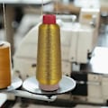 Miniatyrbillede 4 af 5: Computer Krydssting Broderitråd 3000m Sytråd Linje Tekstil Metallisk Garn Vævet Broderi