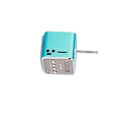 Pikkukuva 3 / 5: Mini Bluetooth-kaiutin Kirkas Ääni 4 Painikkeen Muotoilu Näyttö FM-Radio Langaton Kannettava Bluetooth-kaiutin Sininen Bluetooth-versio