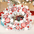 Miniatyrbild 3 av 4: Julkrans, 16 tum julkrans för ytterdörr, röd vit jul dörrkrans dekoration med bollprydnader, godis, semester De