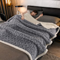 Miniatyrbild 4 av 7: Gosig filt 150 x 200 cm grå vit fluffig extra mjuk och varm flanell fleece filt, som sofffilt, sofffilt, enkelsäng, sängöverkast för